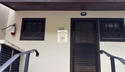 Casa à venda em Guarujá/SP