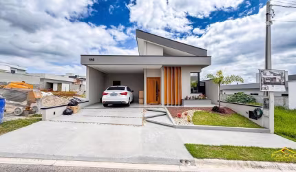 Casa com 3 quartos à venda no Parque Residencial Maria Elmira, Caçapava , 250 m2 por R$ 1.150.000