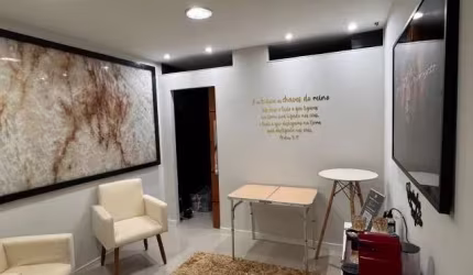 Sala comercial para alugar na Avenida Miguel Antônio Fernandes, 1333, Recreio dos Bandeirantes, Rio de Janeiro por R$ 1.400