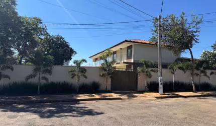 Oportunidade Única: Prédio Comercial à Venda em Caldas Novas-GO, no Bairro Portal das Águas Quentes - 432,53 m² de Área!