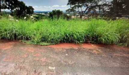 Oportunidade única: Terreno à venda em Goiânia-GO, Residencial Hugo de Morais, 300m² de área.