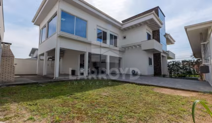 AMPLA CASA NO PARQUE DAS PALMEIRAS