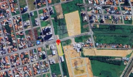 Terreno de esquina à venda na Rua Pedro Zapelini em Tubarão SC
