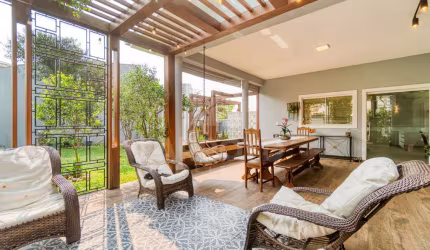 CASA COM PERFIL COMERCIAL E RESIDENCIAL