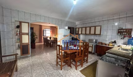 Casa à venda, 350 m² por R$ 300.000,00 - Cidade Recreio da Borda do Campo - Santo André/SP
