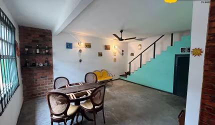Casa de vila a venda de 3 quartos no Jardim Flamboyant Cabo Frio RJ