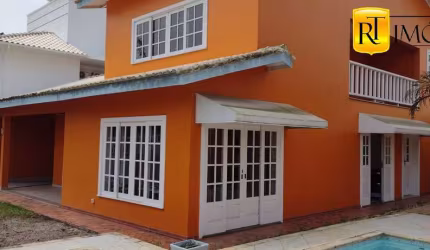 Casa à venda em Condomínio de alto padrão, Cabo Frio/RJ