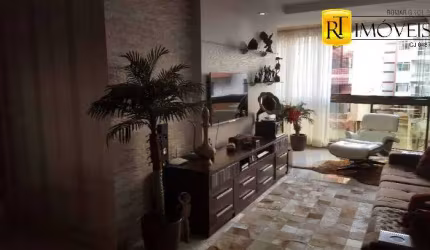 Lindo apartamento reformado perto do Forte
