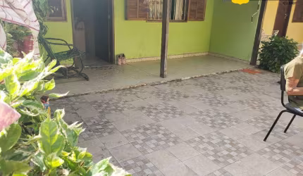 Casa em cond nas Palmeiras para venda