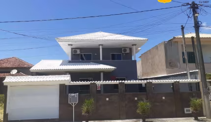 Casa Duplex de 4 Quartos no Condomínio Ocean Park - Araruama