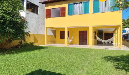 Casa duplex de 3 quartos à venda com quintal no Balneário, SPA