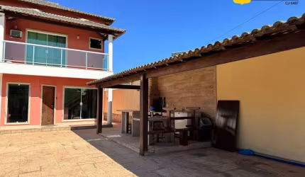 Casa a poucos passos da Praia do Foguete à venda, Cabo Frio/RJ