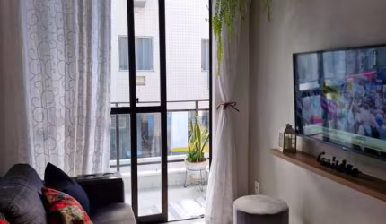 Apartamento reformado de 2 quartos à venda no Braga, Cabo Frio/RJ