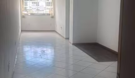 Sala comercial de 55 m² para locação fixa no Parque Burle em Cabo Frio/RJ