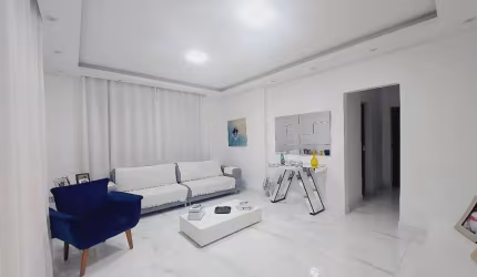 CASA REFORMADA NO IRAJÁ