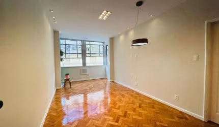 APARTAMENTO 3 QUARTOS C VAGA REFORMADO NO FLAMENGO
