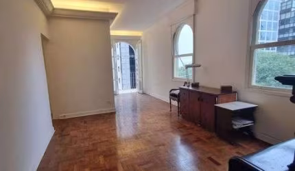 Apartamento para venda tem 120 metros quadrados com 3 quartos em Cerqueira César - São Paulo - SP