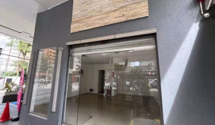 Loja posto em Moema Passaros