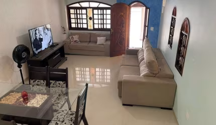 Casa para Venda em Mogi das Cruzes, Residencial Colinas, 3 dormitórios, 2 suítes, 3 banheiros, 2 vagas