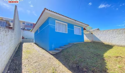 Casa com 2 quartos à venda na Avenida Canadá, 797, Conjunto Habitacional Monsenhor Francisco Gorski, Campo Largo, 60 m2 por R$ 225.000