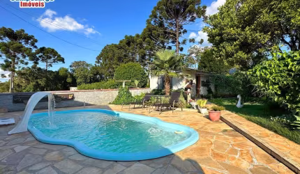 Casa com 4 quartos à venda na Avenida Brasil, Centro, Balsa Nova, 160 m2 por R$ 640.000
