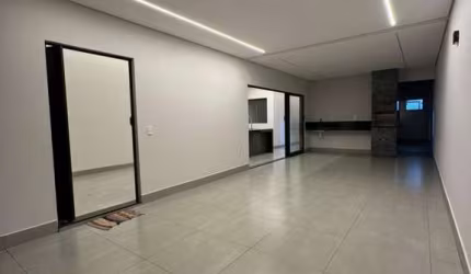 Casa para Venda em Araxá, VILLA UNIVERSITARIA, 3 dormitórios, 1 suíte, 2 banheiros, 2 vagas
