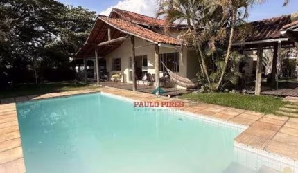 Casa com 3 dormitórios à venda, 340 m² por R$ 750.000,00 - Clube 34 - Nova Iguaçu/RJ
