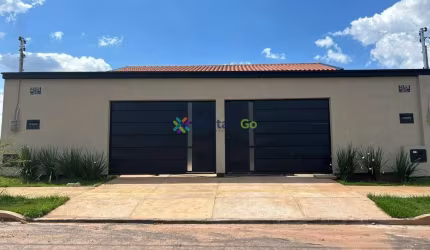 Casa com 3 quartos à venda na RM 10, 1, Residencial Marília, Senador Canedo por R$ 430.000