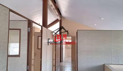 Andar comercial com aproximadamente 140 mts².