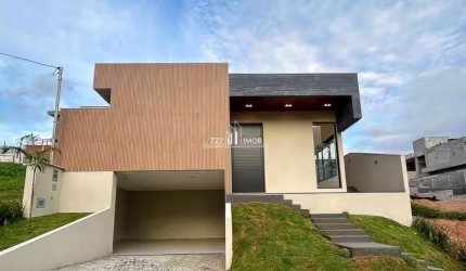 CASA SUBTÉRREA COM 3 SUÍTES PLENAS
