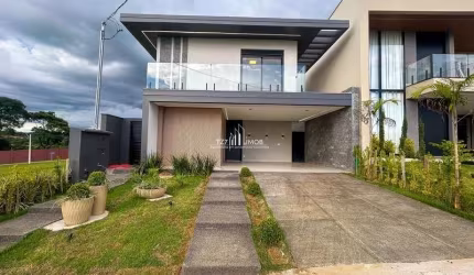 Maravilhoso Sobrado com 3 Suítes + home office no Jardins Capri.