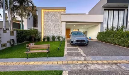 Casa 100% mobiliada porteira fechada com 3 suítes sendo uma master com closet e escritório, no Condomínio Jardim Veneza.