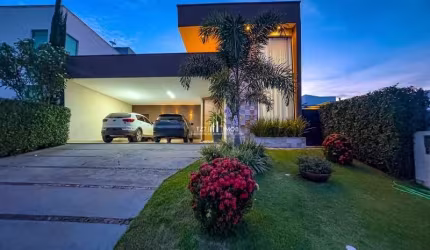 Linda Casa Térrea totalmente mobiliada e decorada no Jardim Veneza.
