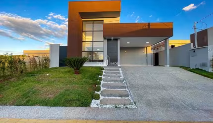 Casa térrea com 3 suítes plenas sendo 1 com closet, Jardins Porto.