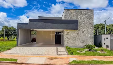 Casa térrea com 3 suítes independentes localizada no Rosa de Leiria