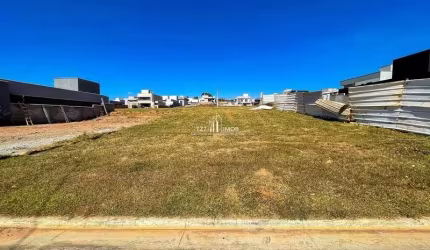 Lote plano Jardins Porto - Lote com 302,92m² - Quitado e Registrado