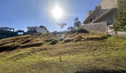 Lote Condomínio Vale Verde, com 400,69 m², quitado e registrado