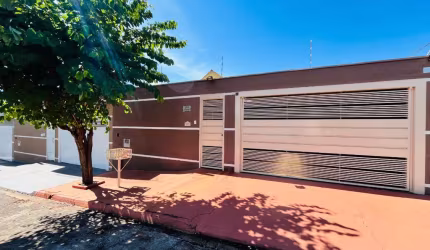 Sensacional casa tipo para venda com 3 quartos, sendo 1 suíte, 149m²