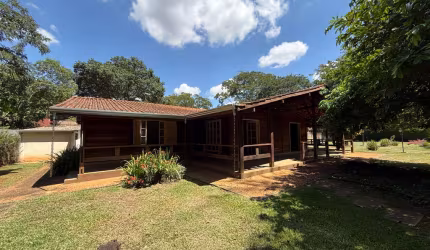 Casa no condomínio Condomínio Chácara Hípica para venda com 4 quartos, sendo 2 suítes, 300m²