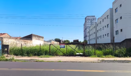 Atraente terreno comercial para venda, 1,240m²
