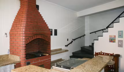 Casa para Locação em Praia Grande, Guilhermina, 4 dormitórios, 2 suítes, 3 banheiros, 3 vagas