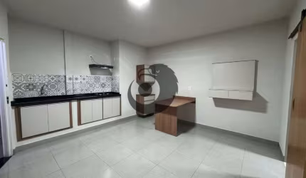 Apartamento Kitnet com armários e cooktop, Aguá, IPTU e internet compartilhada inclusos.