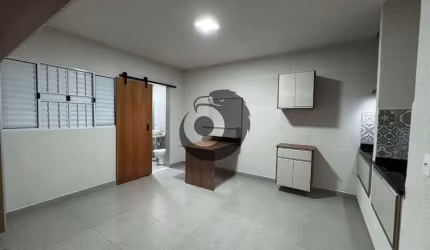 Kinet mobiliada com 1 cômodo no Parque Arnold Schimidt, São Carlos, Sp