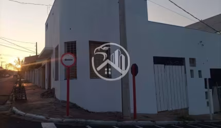 BARRACÃO COMERCIAL COM MESANINO ÓTIMA LOCALIZAÇÃO NO CENTRO