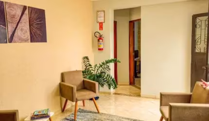 Sala comercial com 1 sala para alugar na Vila Monteiro (Gleba I), São Carlos , 10 m2 por R$ 645