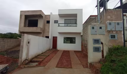 Casa para Venda em Juiz de Fora, Filgueiras, 3 dormitórios, 1 suíte, 2 banheiros, 1 vaga