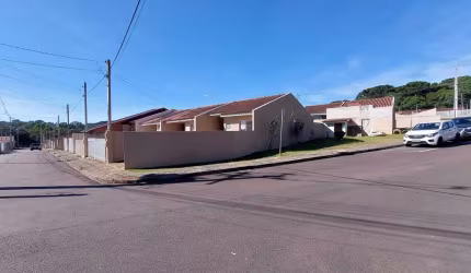Casa à venda em Campo Largo/PR
