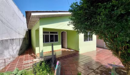 Casa à venda em Campo Largo/PR