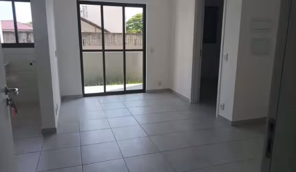 Ótimo apto de 1 dormitório com área externa e vaga privativa