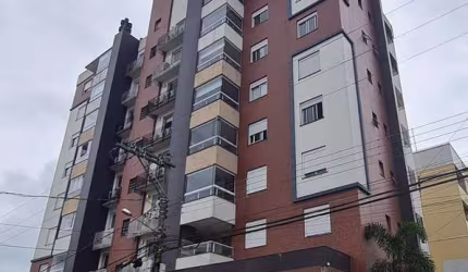 Apartamento Semi Mobiliado de 3 Dormitórios com Suíte e 2 Garagens no Bairro Men